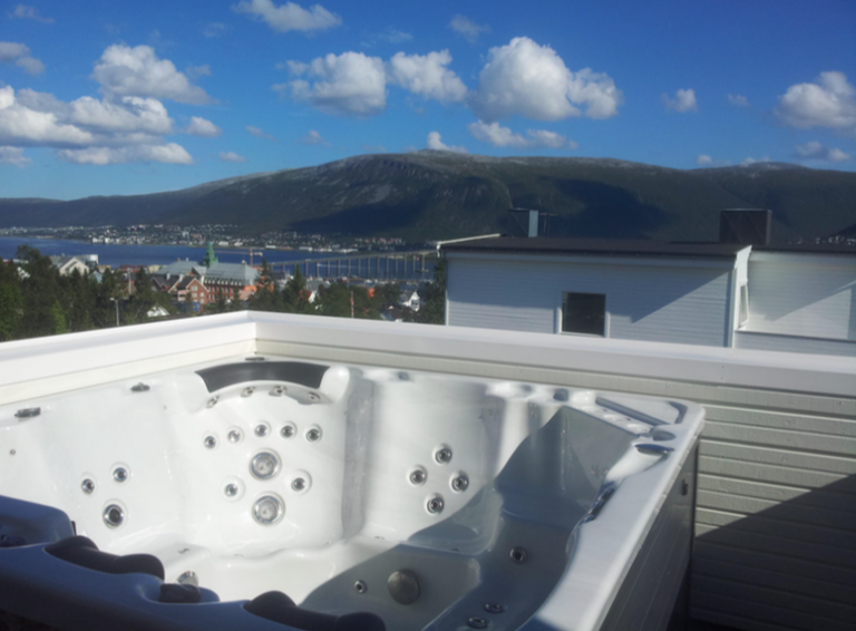 Install Jacuzzi/ Swimspa Poolworld Philippines Inc.